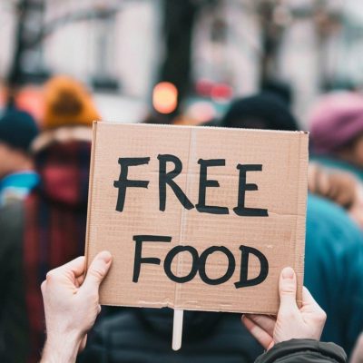 StockCake-Supporting Free Food_1723887024